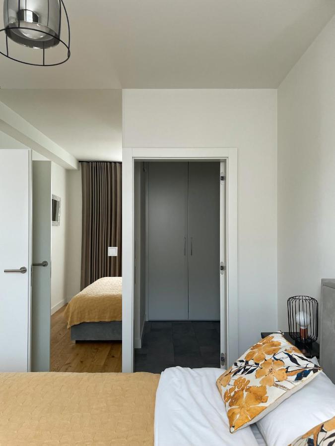Visiting Apartments - Wyspa Slodowa Wroclaw Exterior photo